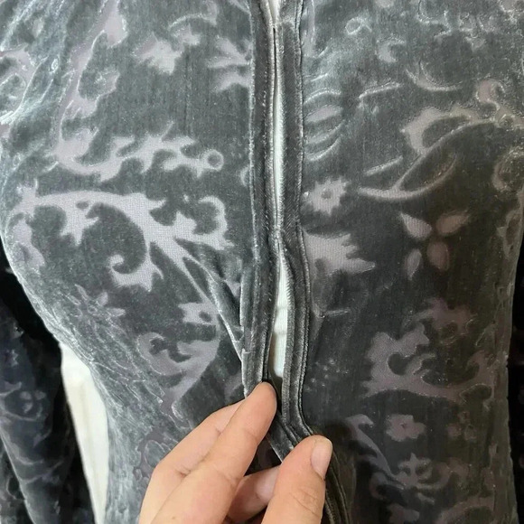 Armani Exchane Womens Velvet Burnout Silk Blend Top Sz S Gray Whimsygoth 90s Y2K - Picture 4 of 9